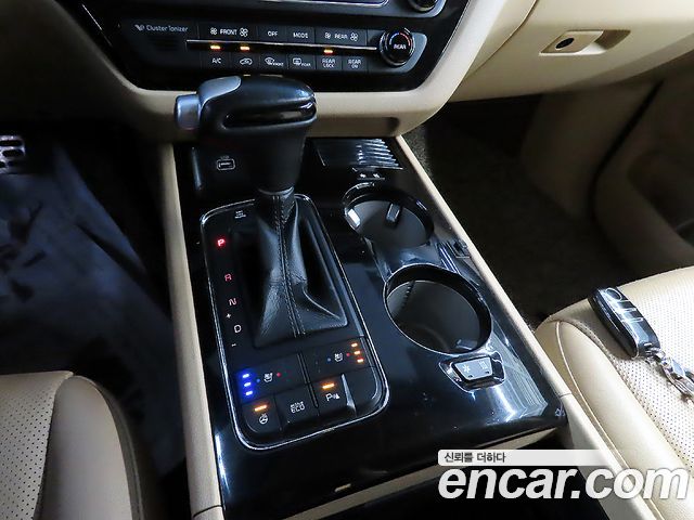 Kia Carnival 9-seater Hi-Limousine Prestige 2016 — фото 9