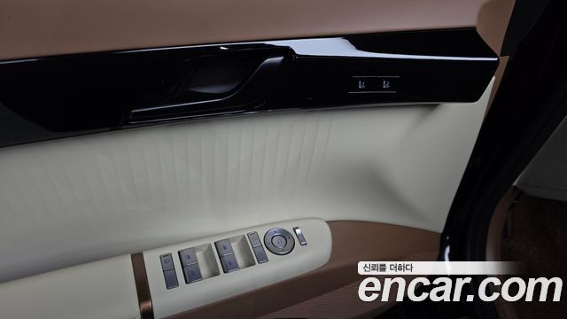 Hyundai Grandeur Hybrid (GN7) Calligraphy 2023 — фото 40