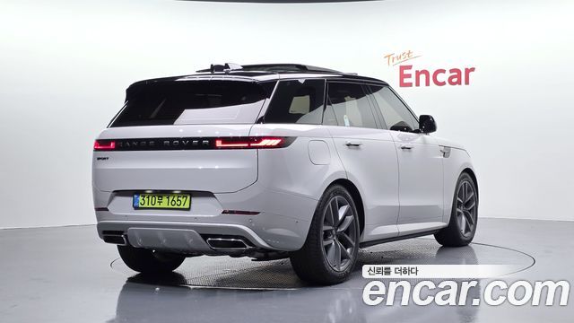 Land Rover Range Rover Sport (III) P550E Dynamic HSE 2026 — фото 2