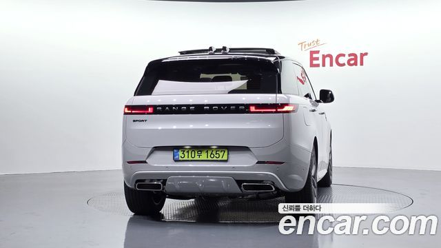 Land Rover Range Rover Sport (III) P550E Dynamic HSE 2026 — фото 4