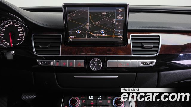 Audi A8 3.0 TDI Quattro D4 2012 — фото 14