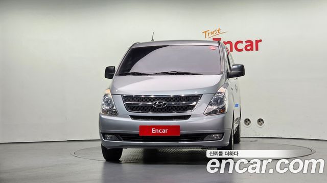 Hyundai Grand Starex 5-Seater VAN CVX Luxury 2011 — фото 3