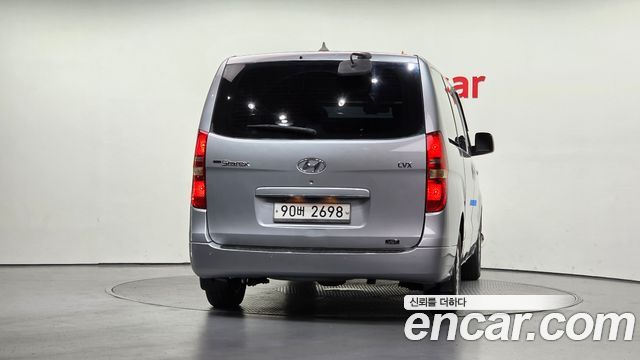 Hyundai Grand Starex 5-Seater VAN CVX Luxury 2011 — фото 4