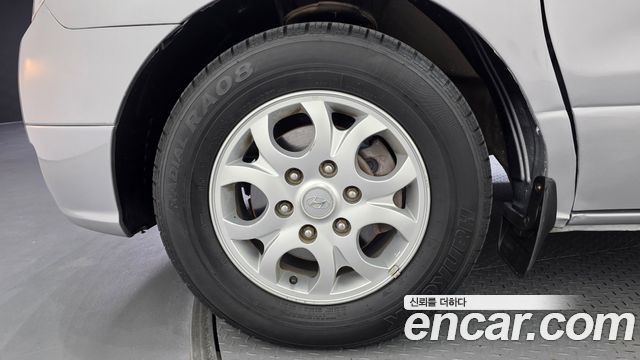 Hyundai Grand Starex 5-Seater VAN CVX Luxury 2011 — фото 5