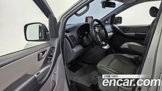 Hyundai Grand Starex 5-Seater VAN CVX Luxury 2011 — фото 11