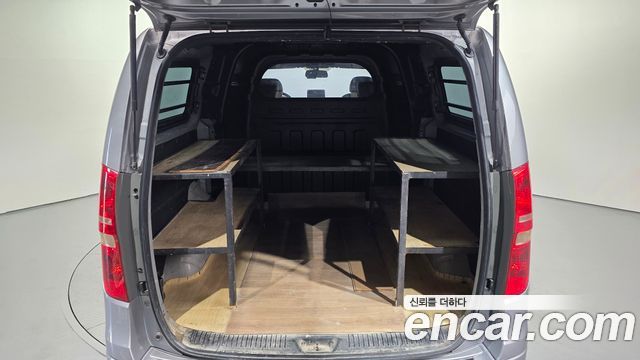 Hyundai Grand Starex 5-Seater VAN CVX Luxury 2011 — фото 20