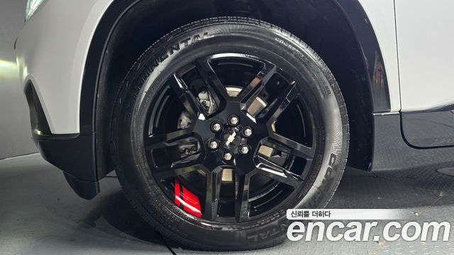 Chevrolet Traverse 3.6 AWD Redline 2021 — фото 5