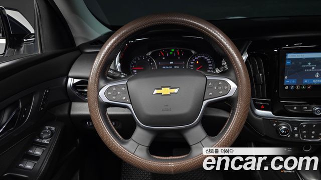 Chevrolet Traverse 3.6 AWD Redline 2021 — фото 17