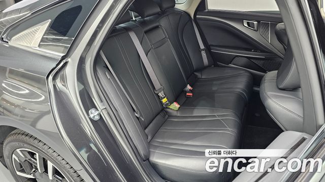 Kia K8 2.5 Gasoline 2WD Noblesse 2025 — фото 11