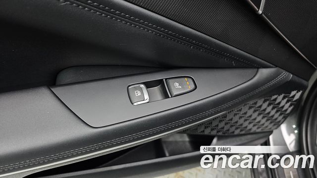 Kia K8 2.5 Gasoline 2WD Noblesse 2025 — фото 29
