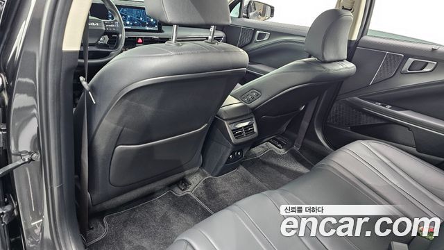 Kia K8 2.5 Gasoline 2WD Noblesse 2025 — фото 31