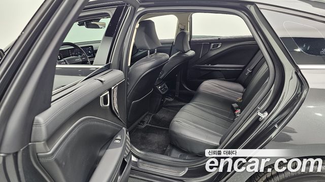 Kia K8 2.5 Gasoline 2WD Noblesse 2025 — фото 32
