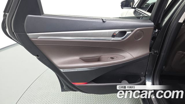 Hyundai Grandeur (IG) 3.0 LPi Rent Car Exclusive 2022 — фото 31