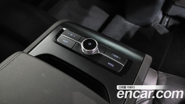 Hyundai Grandeur (IG) 3.0 LPi Rent Car Exclusive 2022 — фото 35