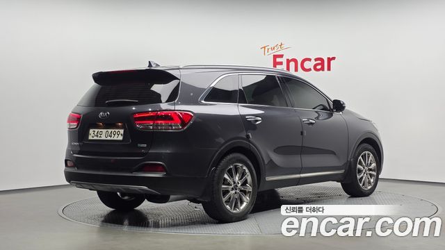 Kia Sorento Diesel 2.0 2WD Noblesse Special 2016 — фото 2