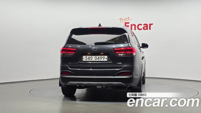 Kia Sorento Diesel 2.0 2WD Noblesse Special 2016 — фото 4