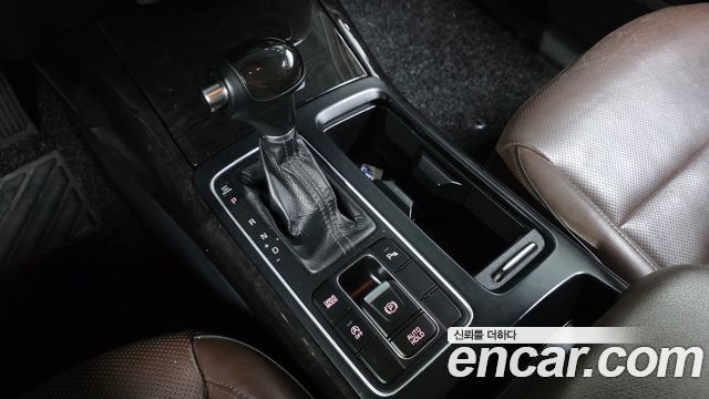 Kia Sorento Diesel 2.0 2WD Noblesse Special 2016 — фото 9