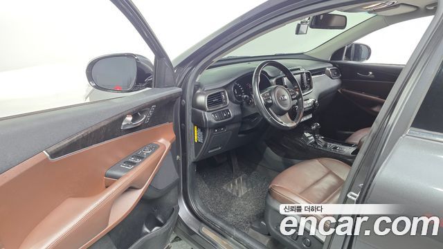 Kia Sorento Diesel 2.0 2WD Noblesse Special 2016 — фото 10