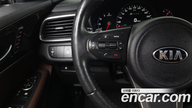Kia Sorento Diesel 2.0 2WD Noblesse Special 2016 — фото 17