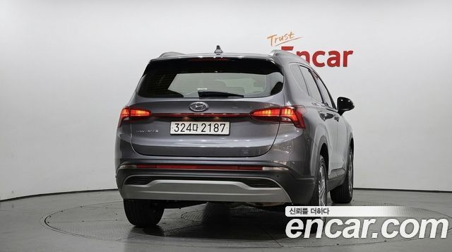 Hyundai Santa Fe Gasoline 2.5T 2WD Exclusive 2023 — фото 4