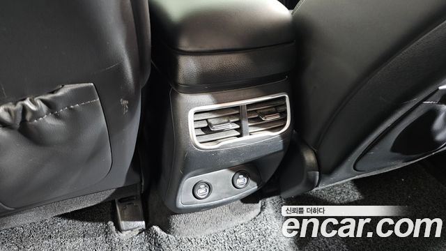 Hyundai Santa Fe Gasoline 2.5T 2WD Exclusive 2023 — фото 30