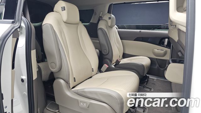 Kia Carnival (IV) HEV 9seater Signature 2025 — фото 11