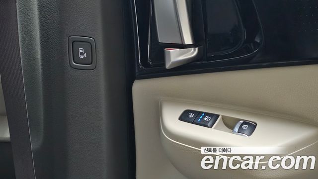 Kia Carnival (IV) HEV 9seater Signature 2025 — фото 16