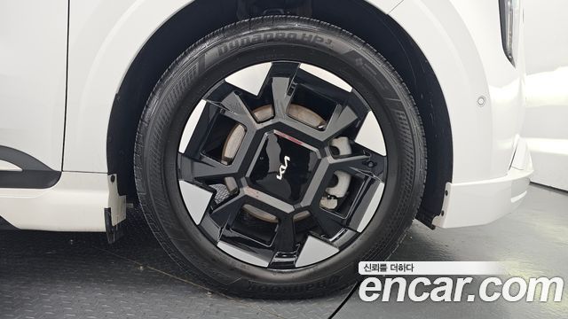 Kia Carnival (IV) HEV 9seater Signature 2025 — фото 21