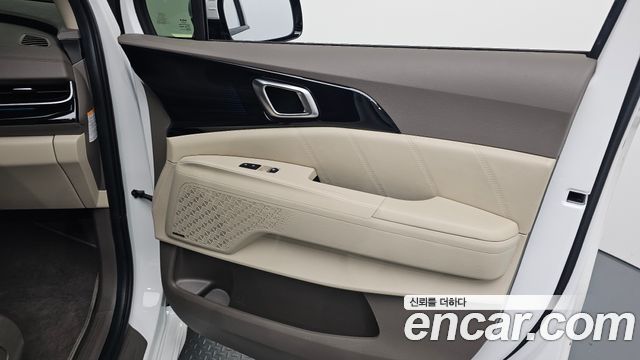 Kia Carnival (IV) HEV 9seater Signature 2025 — фото 25