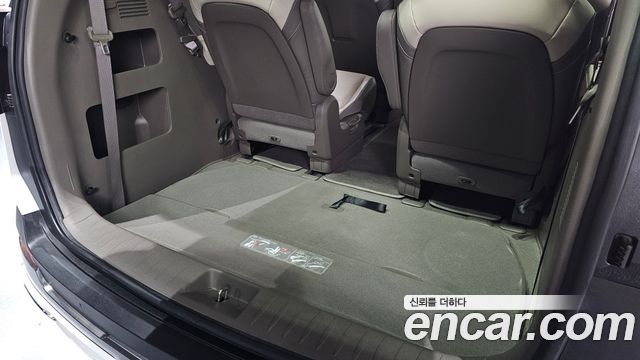 Kia Carnival (IV) HEV 9seater Signature 2025 — фото 27