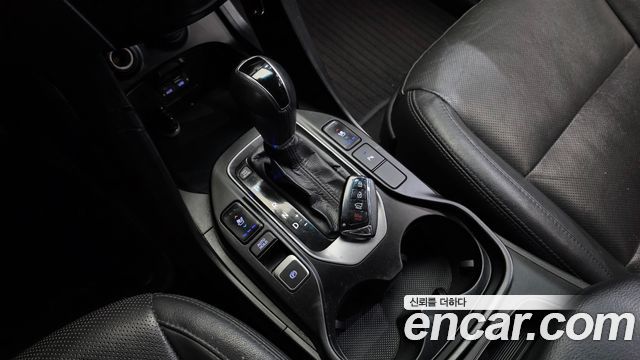 Hyundai Maxcruise Diesel(e-VGT) 2.2 4WD Exclusive Special 2016 — фото 9