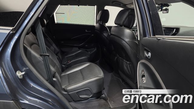 Hyundai Maxcruise Diesel(e-VGT) 2.2 4WD Exclusive Special 2016 — фото 12