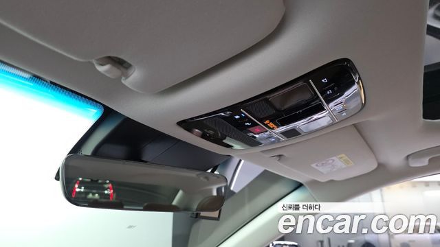 Hyundai Grandeur (GN7) 2,5 Gasoline 2WD Exclusive 2023 — фото 38