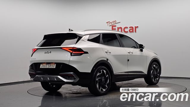 Kia Sportage (V) Gasoline 1.6 Turbo 2WD Nobleless 2023 — фото 2