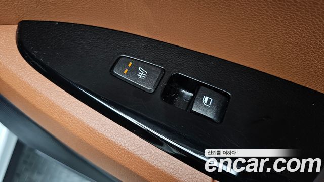 Kia Sportage (V) Gasoline 1.6 Turbo 2WD Nobleless 2023 — фото 31