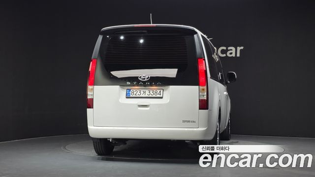 Hyundai Staria L3.5 Cargo 3-Seater Modern 2023 — фото 4