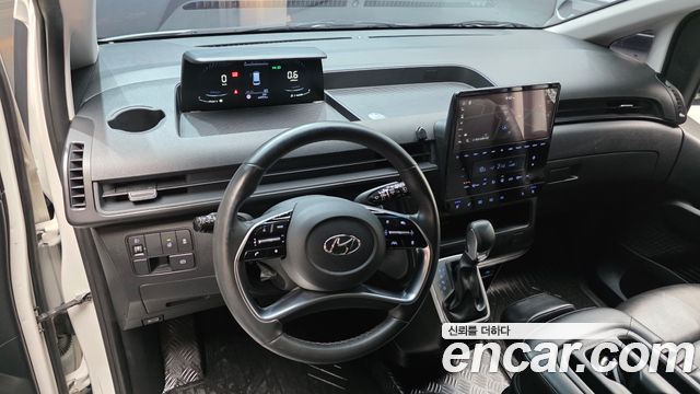 Hyundai Staria L3.5 Cargo 3-Seater Modern 2023 — фото 7