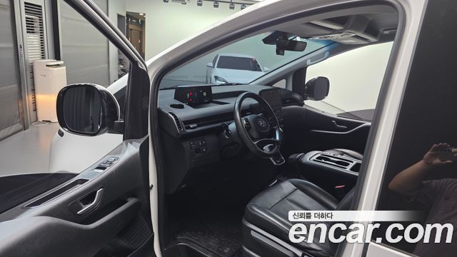 Hyundai Staria L3.5 Cargo 3-Seater Modern 2023 — фото 10