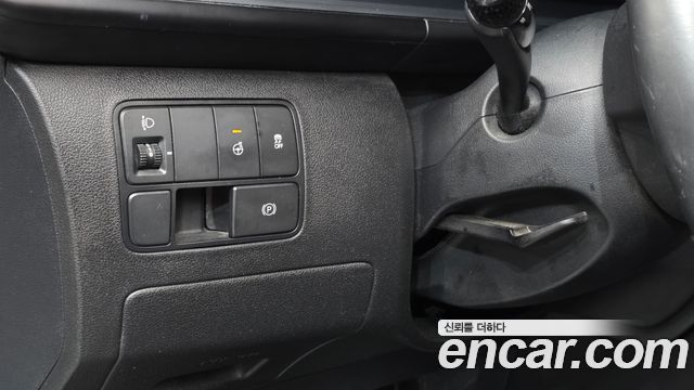 Hyundai Staria L3.5 Cargo 3-Seater Modern 2023 — фото 15