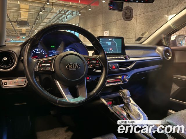 Kia K3 Luxury 2020 — фото 10