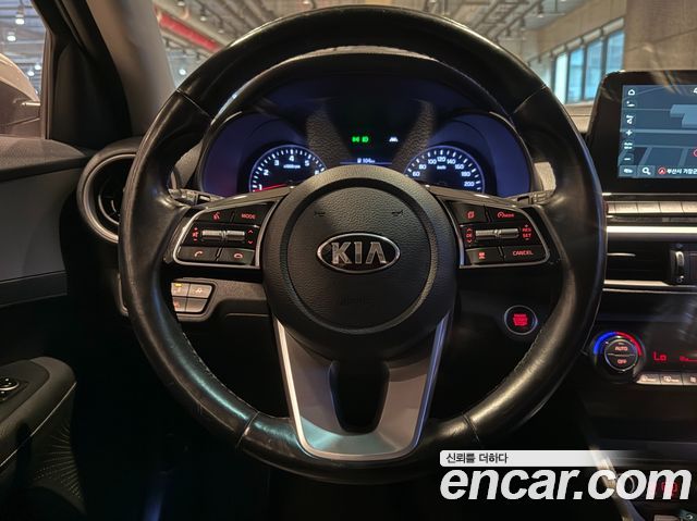 Kia K3 Luxury 2020 — фото 16