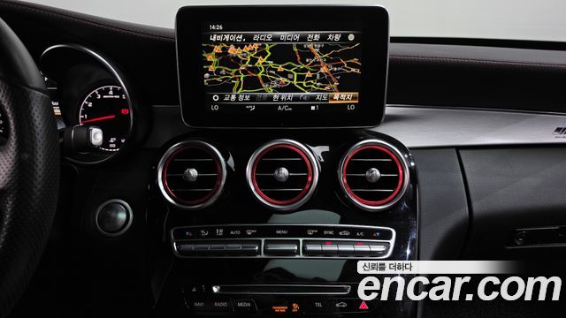 Mercedes-Benz C-Class (W205) C43 AMG 4MATIC 2018 — фото 12
