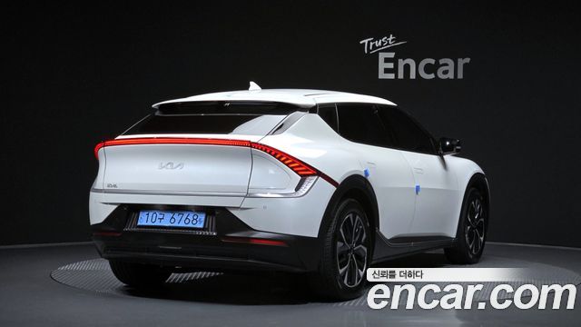 Kia EV6 Long Range Air 2023 — фото 2