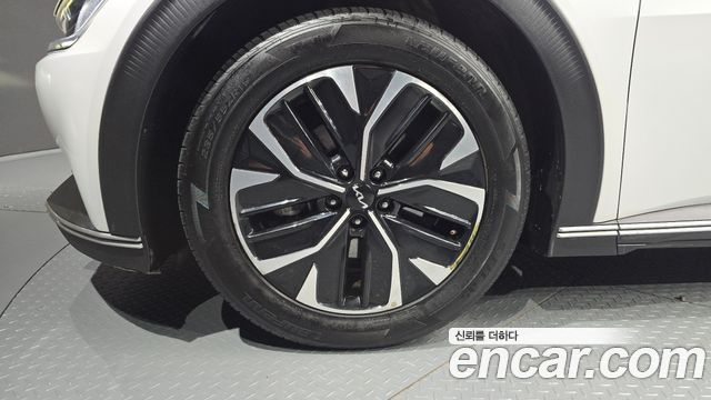 Kia EV6 Long Range Air 2023 — фото 5