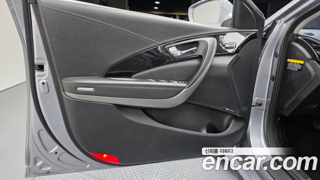 Hyundai Grandeur Hybrid (HG) Premium 2016 — фото 24