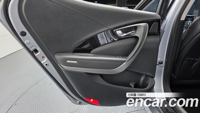 Hyundai Grandeur Hybrid (HG) Premium 2016 — фото 25