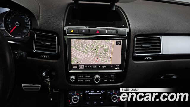 Volkswagen Touareg V6 3.0 TDI Bluemotion 7P5 2016 — фото 14