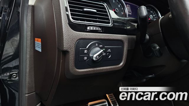 Volkswagen Touareg V6 3.0 TDI Bluemotion 7P5 2016 — фото 16