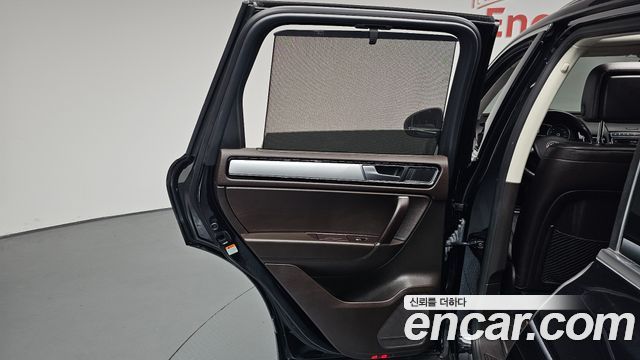 Volkswagen Touareg V6 3.0 TDI Bluemotion 7P5 2016 — фото 25