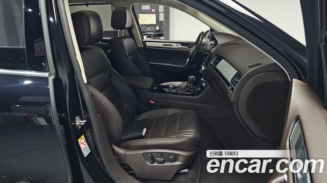 Volkswagen Touareg V6 3.0 TDI Bluemotion 7P5 2016 — фото 26